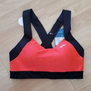 NWT Brooks sports bra uplift crossback S
